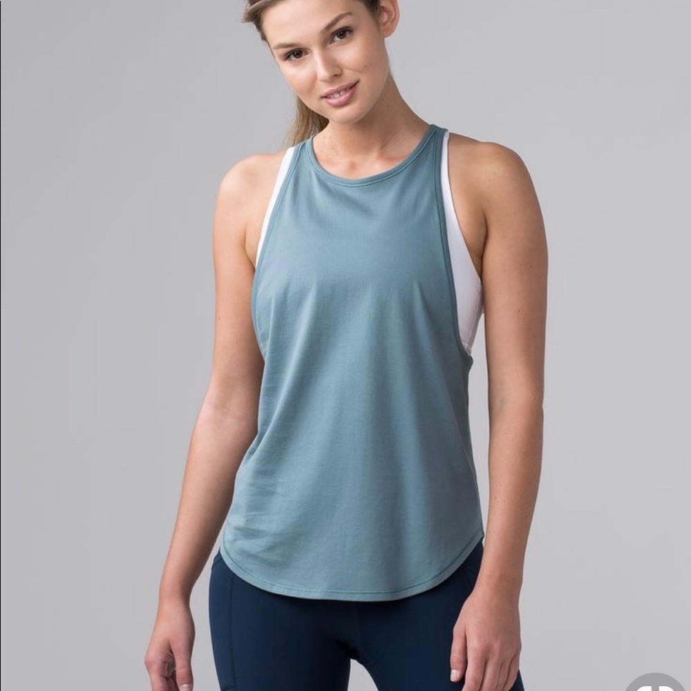 Lululemon muscle tank